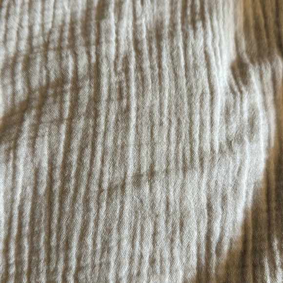 Beige short sleeve button down - Picture 2 of 3